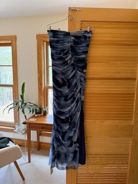 Abercrombie & Fitch Blue Strapless Ruched Mesh Maci Dress